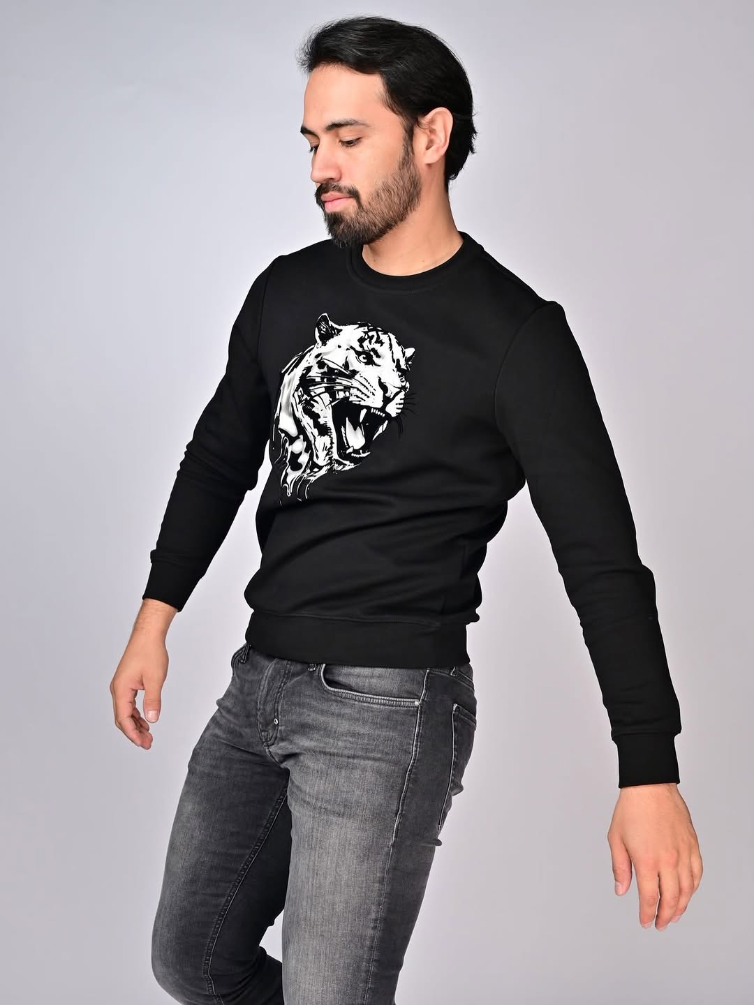 Sweatshirt negro tigre